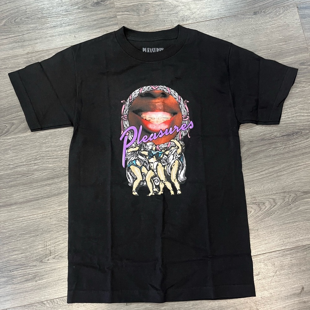 Pleasures t-shirt